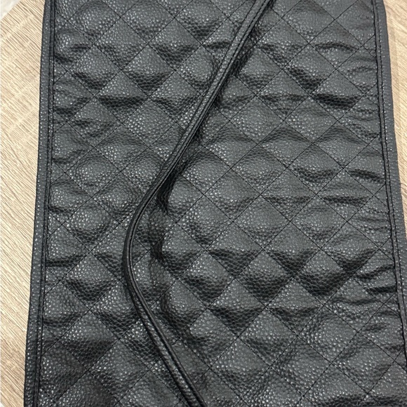 Sephora Black Quilted Cosmetic Bag brush holder faux leather - Picture 4 of 7